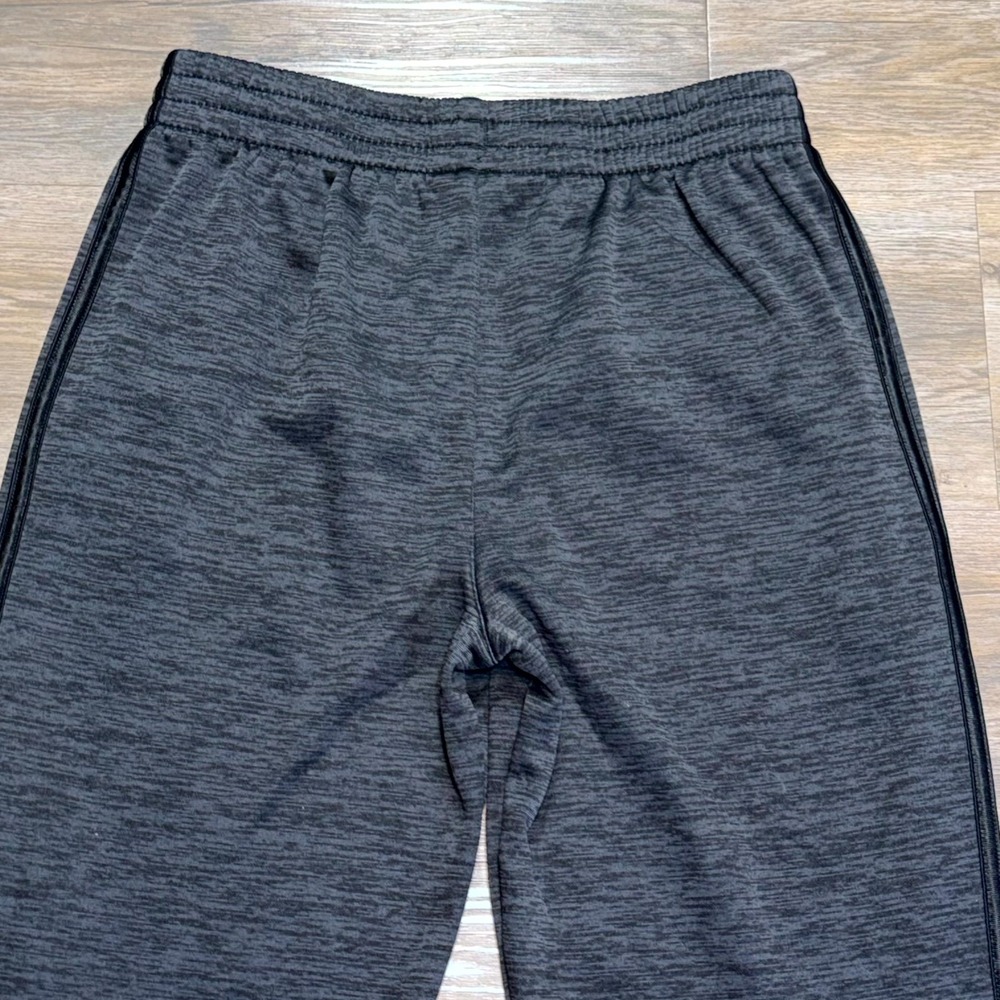 Adidas Joggers Youth Boys XL (18-20) Heather Gray Fleece Lined Regular-Fit - Picture 9 of 9